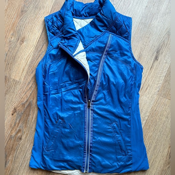 Lululemon What The Fluff Vest in Limitless Blue - Picture 2 of 12